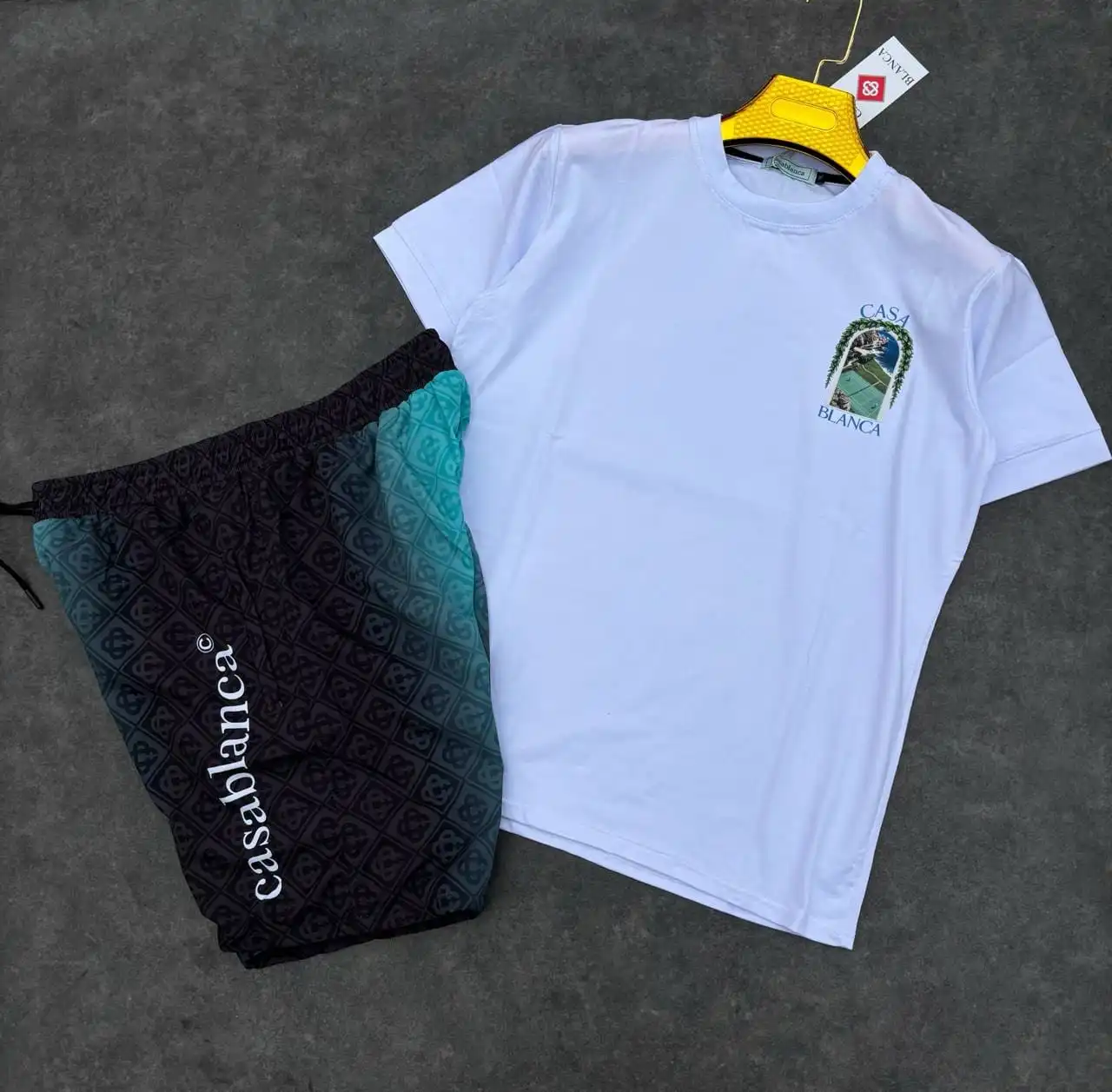 SET CASA BLANCA – T-Shirt + Short