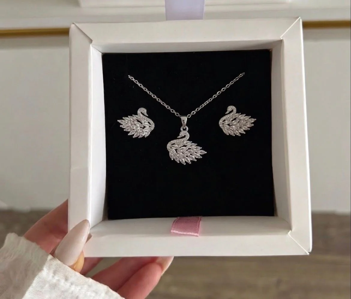 swan earnings & necklace