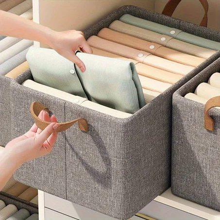 منظم ملابس بتصميم انيق وقابل للطي