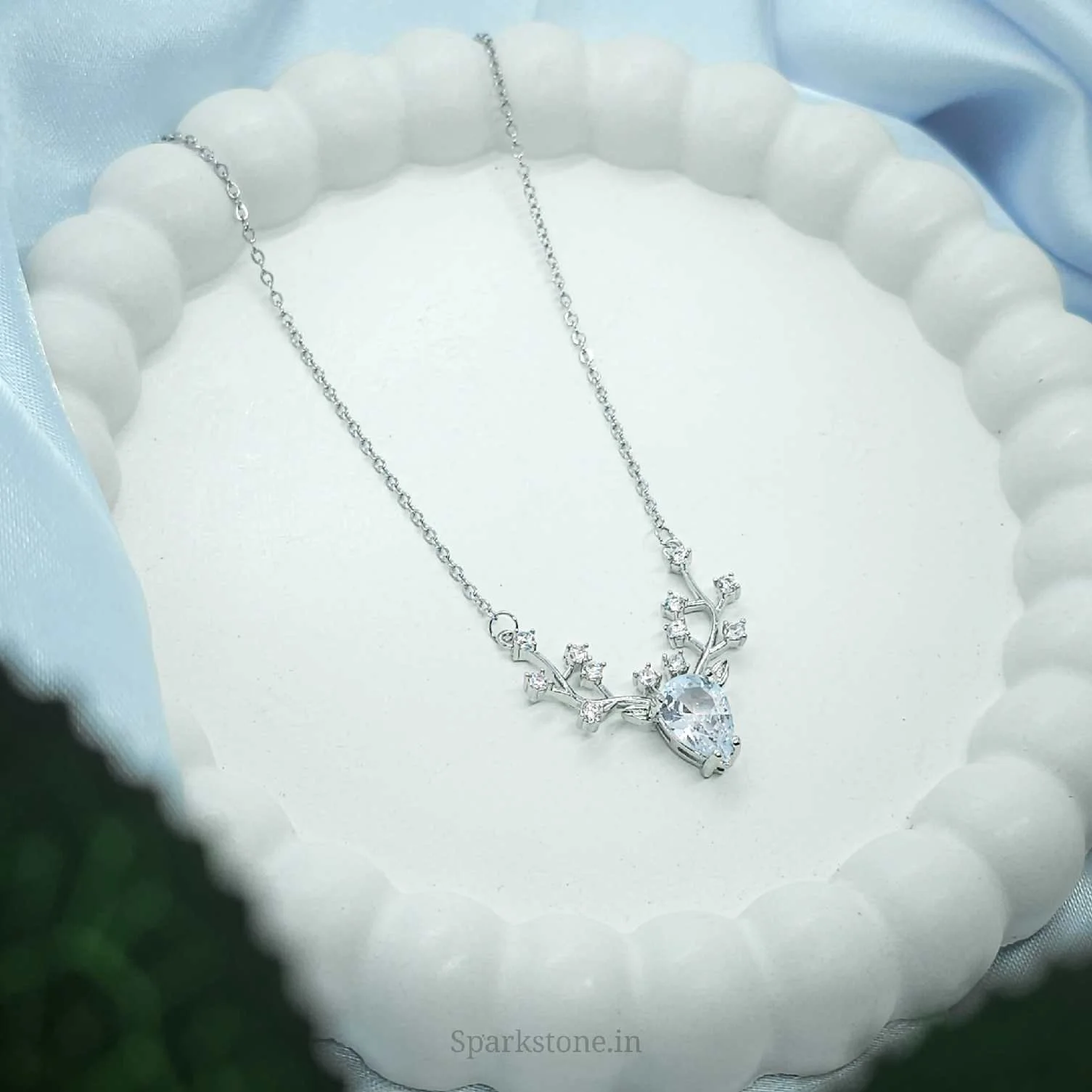 deer / ghzala necklace