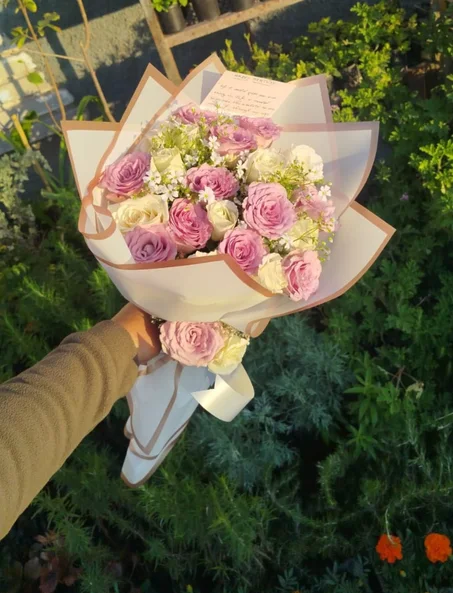bouquet fleurs blanc et mauve 💫💝🤍