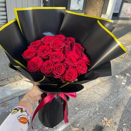 bouquet fleurs rouge 💟❤️💫