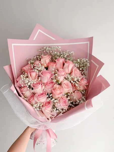 bouquet fleurs rose et gypsophilla 💗💌✨️💫