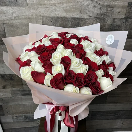 bouquet fleurs rouge et blanc mélange 💗❤️🤍💫💝