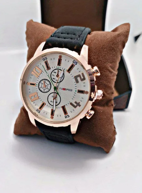 ساعة رجالية أنيقة جدا 2021