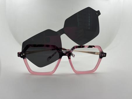 نظارة طبية مع عدسة شمسية مغناطيسية قابلة للتركيب