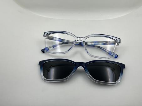 نظارة طبية شفافة مع عدسة شمسية مغناطيسية بتدرج أزرق