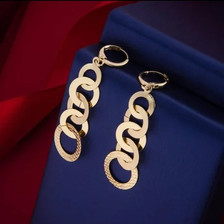 حلق الاذن BOUCLE D'OREILLE