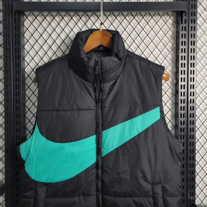 🏃‍♂️ سترة نايك للاستخدام اليومي والرياضي