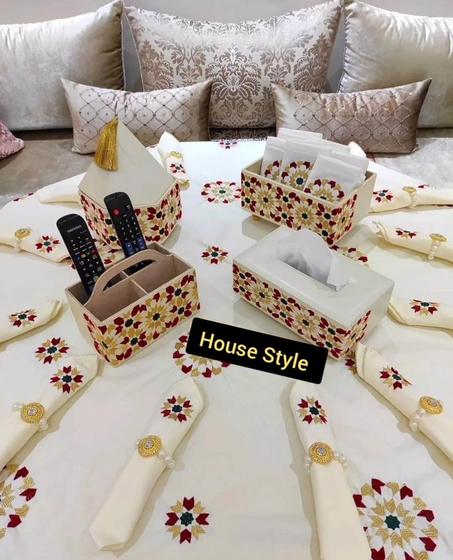 ناب مطروز بالسرابت