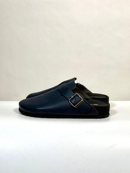 Sabot bleu marin Cuir soumila mghalfa