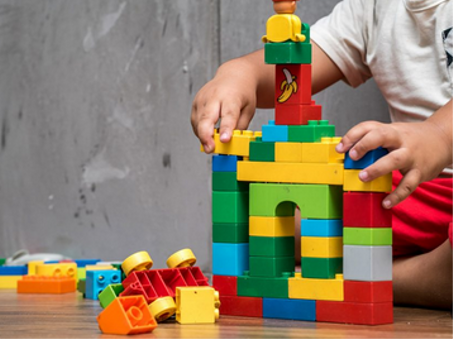 ألعاب أطفال