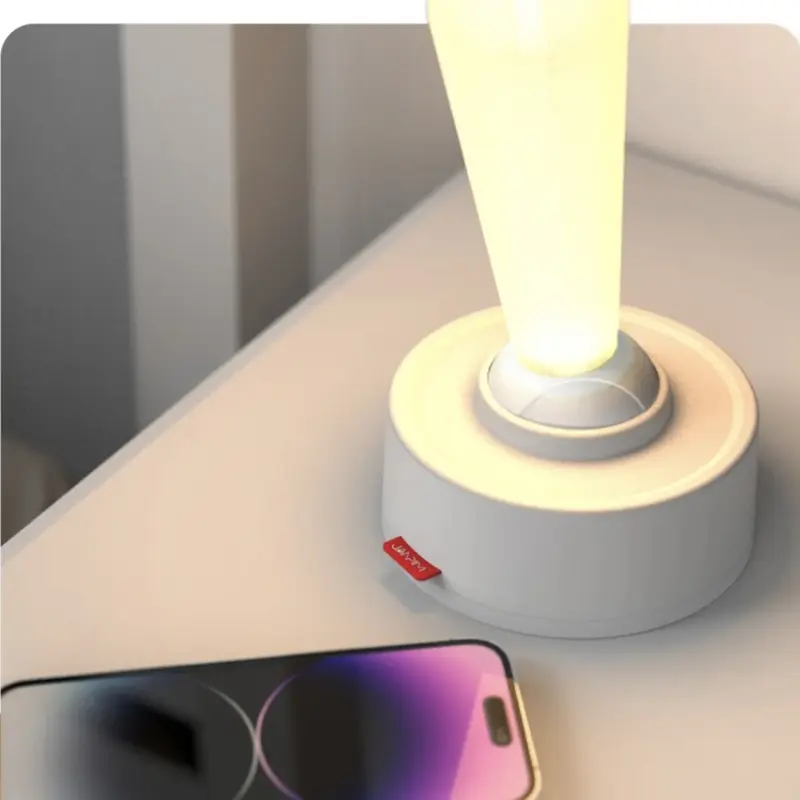 مصباح ليل بتبديل الإضاءة قابل للشحن USB - Lampe de Nuit à Changement de Lumière Rechargeable USB :
