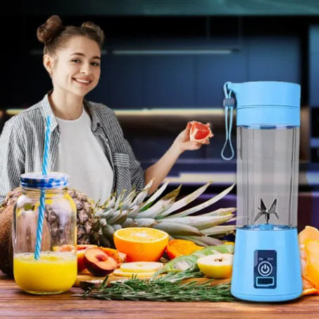 خلاط ذكي لتحضير العصائر الطبيعية بكل سهولة