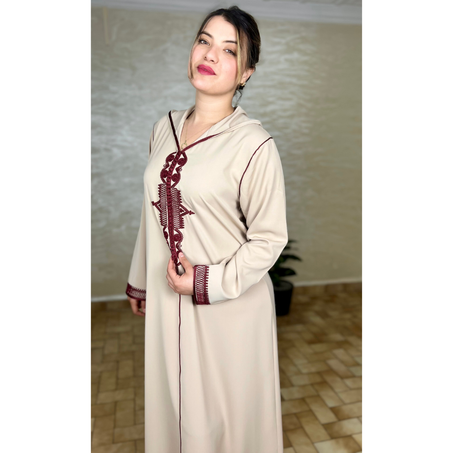 جلابة الطرزة المغربية المثلثة