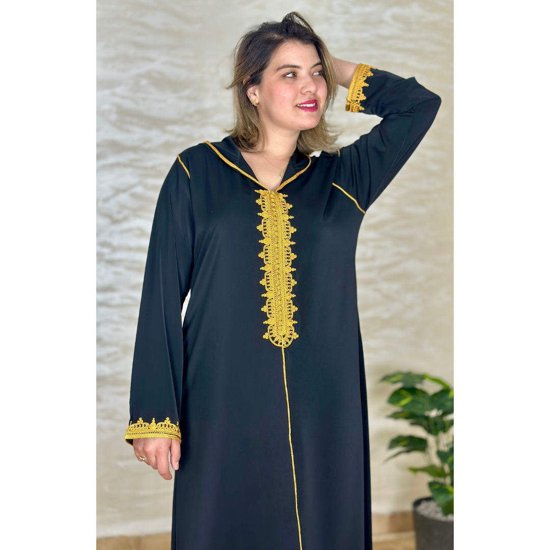 جلابة الطرزة المغربية