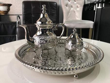 صينية دائرية الشكل + براد متوسط + سكرية + علّاقة 3 طبقات لعرض وتقديم الحلوى المغربيه والفواكه الجافة , منتجات فضة ممتازة %100