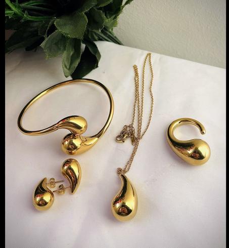 parure bottega 4 péces غير ب 325 الف