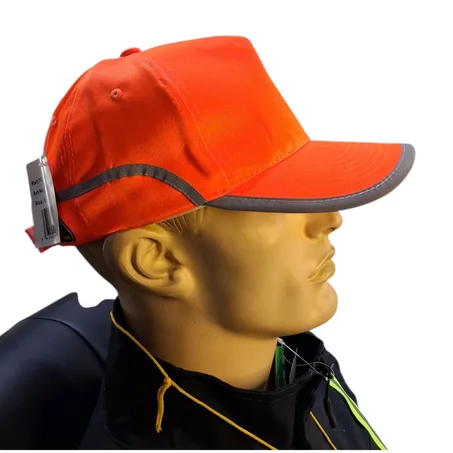 قبعة أنيقة – حماية خفية أثناء العمل