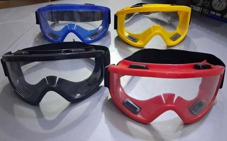 نظارات حماية احترافية – أمان ووضوح في كل المهام