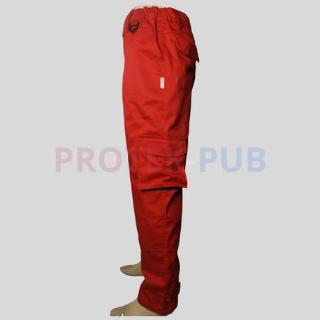 بنطلون متعدد الجيوب لون أحمر سوف تشعر براحة و انت تعمل به