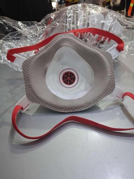 قناع تنفّس احترافي بفلتر — حماية قصوى في بيئات العمل الصعبة