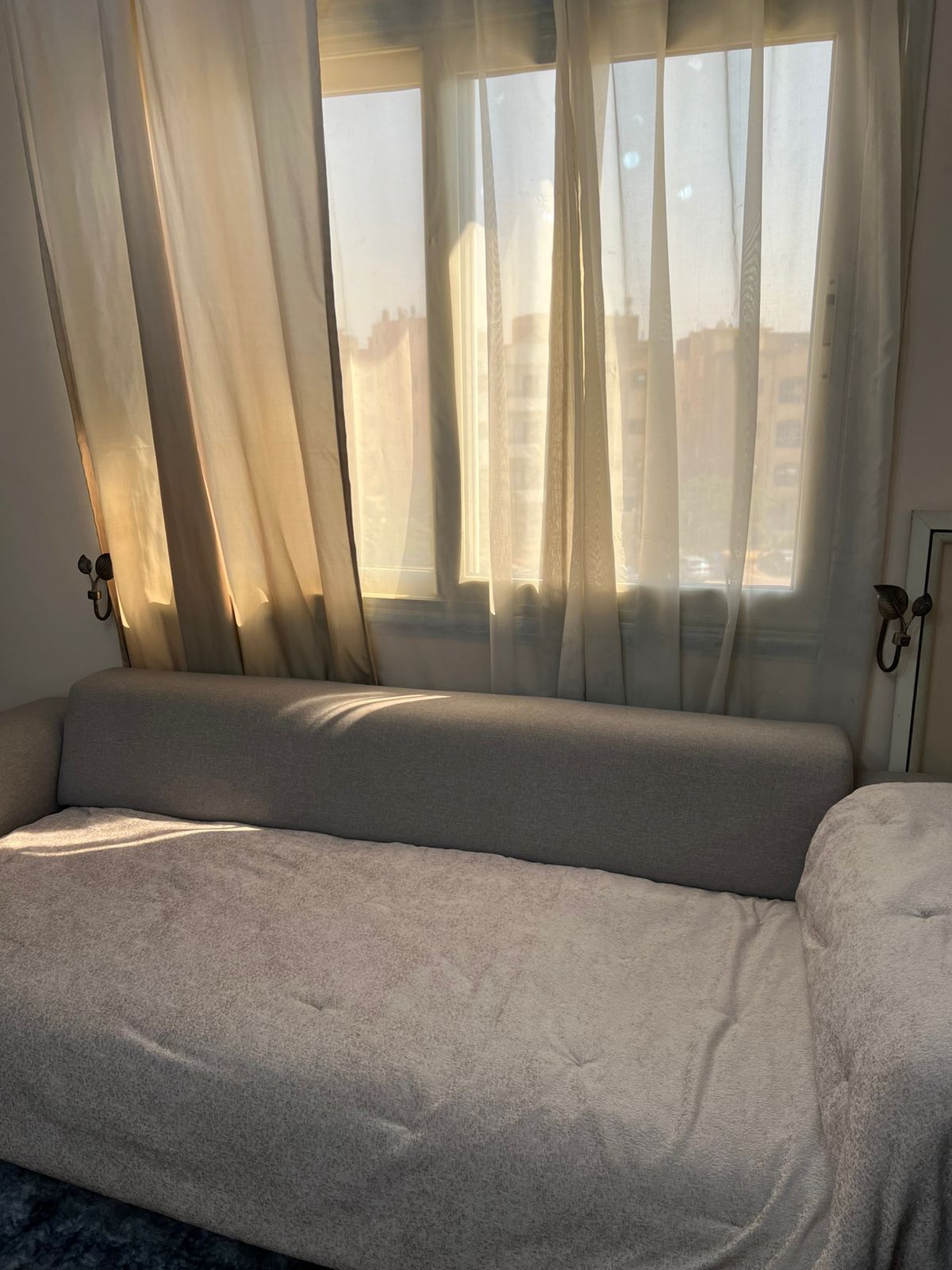 مرتبه تطريه للكنبه بيج