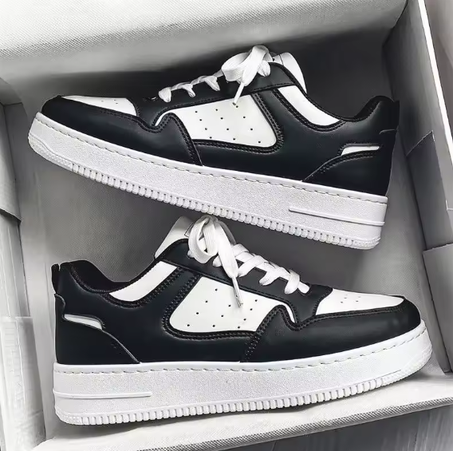 أحذية رجالية جديدة ذات لوحة تهوية أنيقة تناسب جميع الأعمار أحذية بيضاء أحذية رياضية