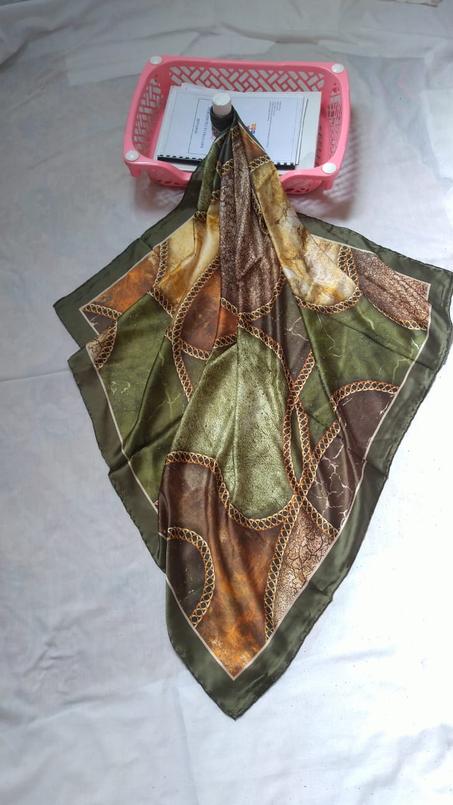 Foulard satin multi couleurs