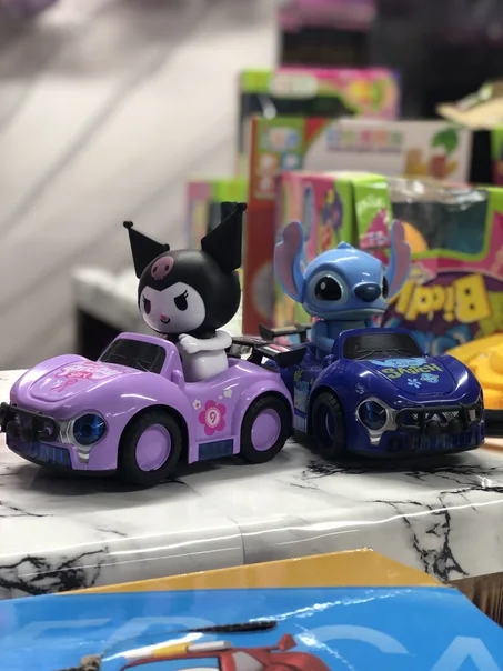 سيارات ستيتش و كيرومي تطلق الدخان