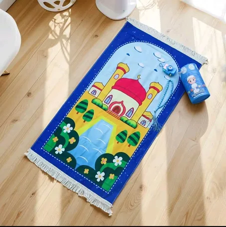 طقم سجادة صلاة للأطفال مع علبة أسطوانية وحامل عدّاد تسبيح