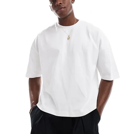 oversized boxy T-shirt