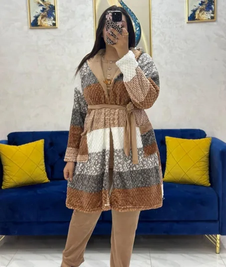 بيجامة 3 بياس