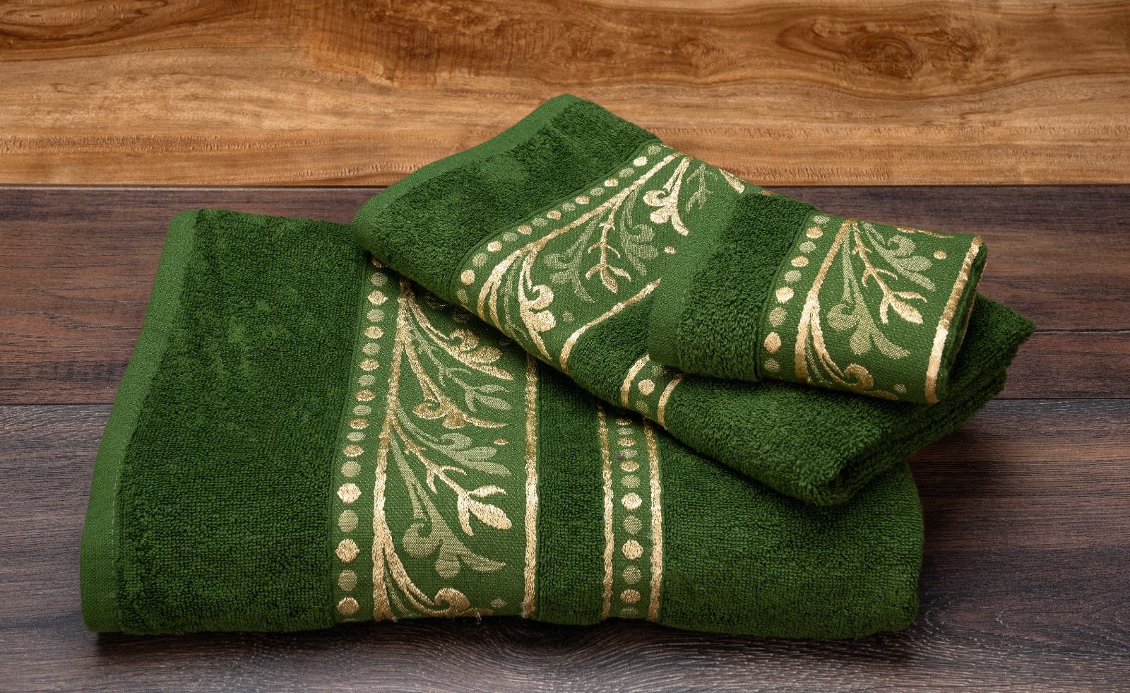 3 فوطات باحجام مختلفة