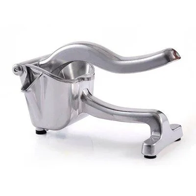 عصّارة يدوية– استخراج العصير بأقصى قوة وبأقل مجهود