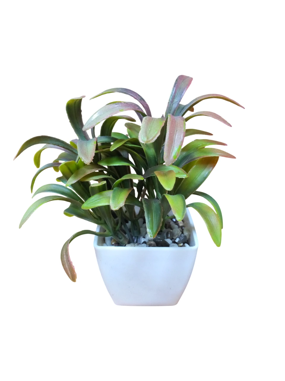 نباتات زينة صناعية في أواني أنيقة – لمسة طبيعية لديكورك