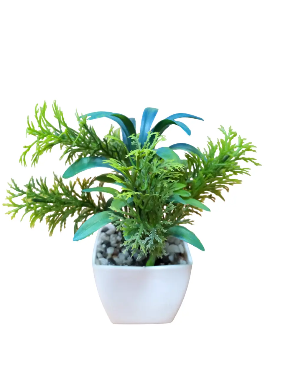 نباتات زينة صناعية في أواني أنيقة – لمسة طبيعية لديكورك