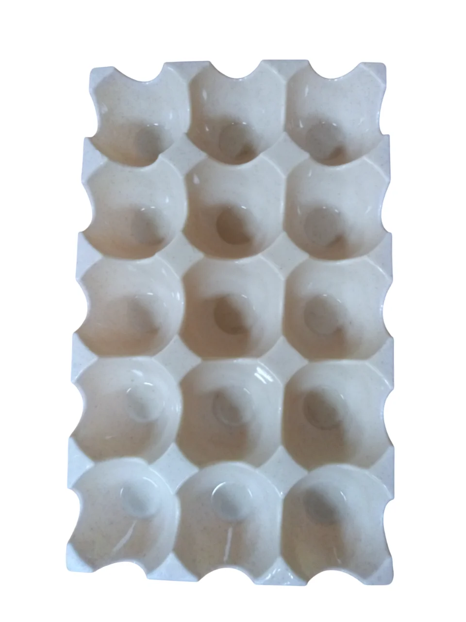 عبوات بيض ملونة