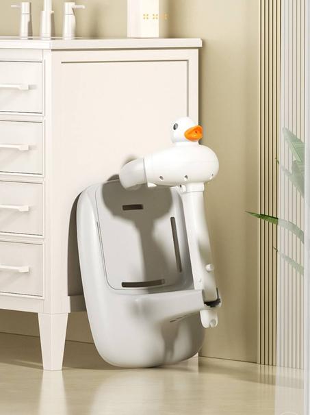 حمام اطفال غير قابل للانزلاق