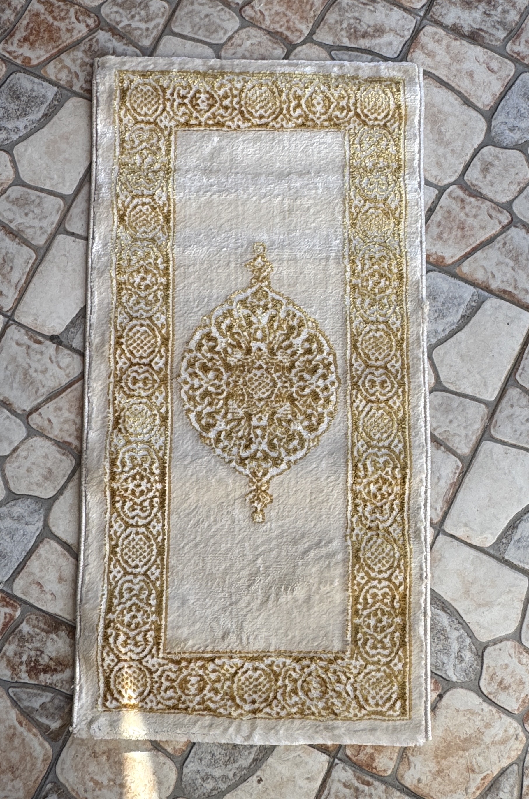 SHINAZزربية تركية باج