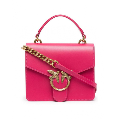 حقيبة رائعة و جذابة تتماشى مع جميع الستايلات وتزيد من جمالك سيدتي