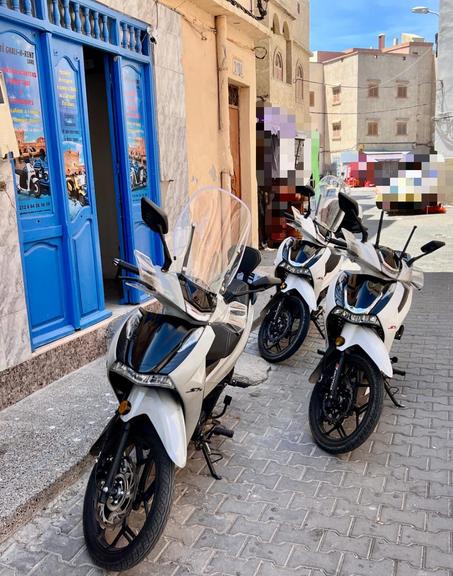 Moto vitesse quatre rapport 125 cc