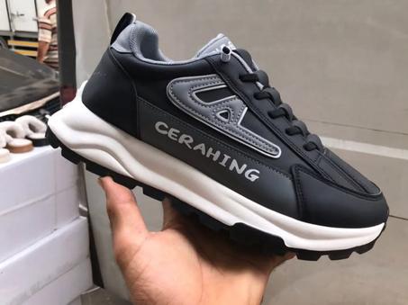 حذاء رجالي انيق ومميز