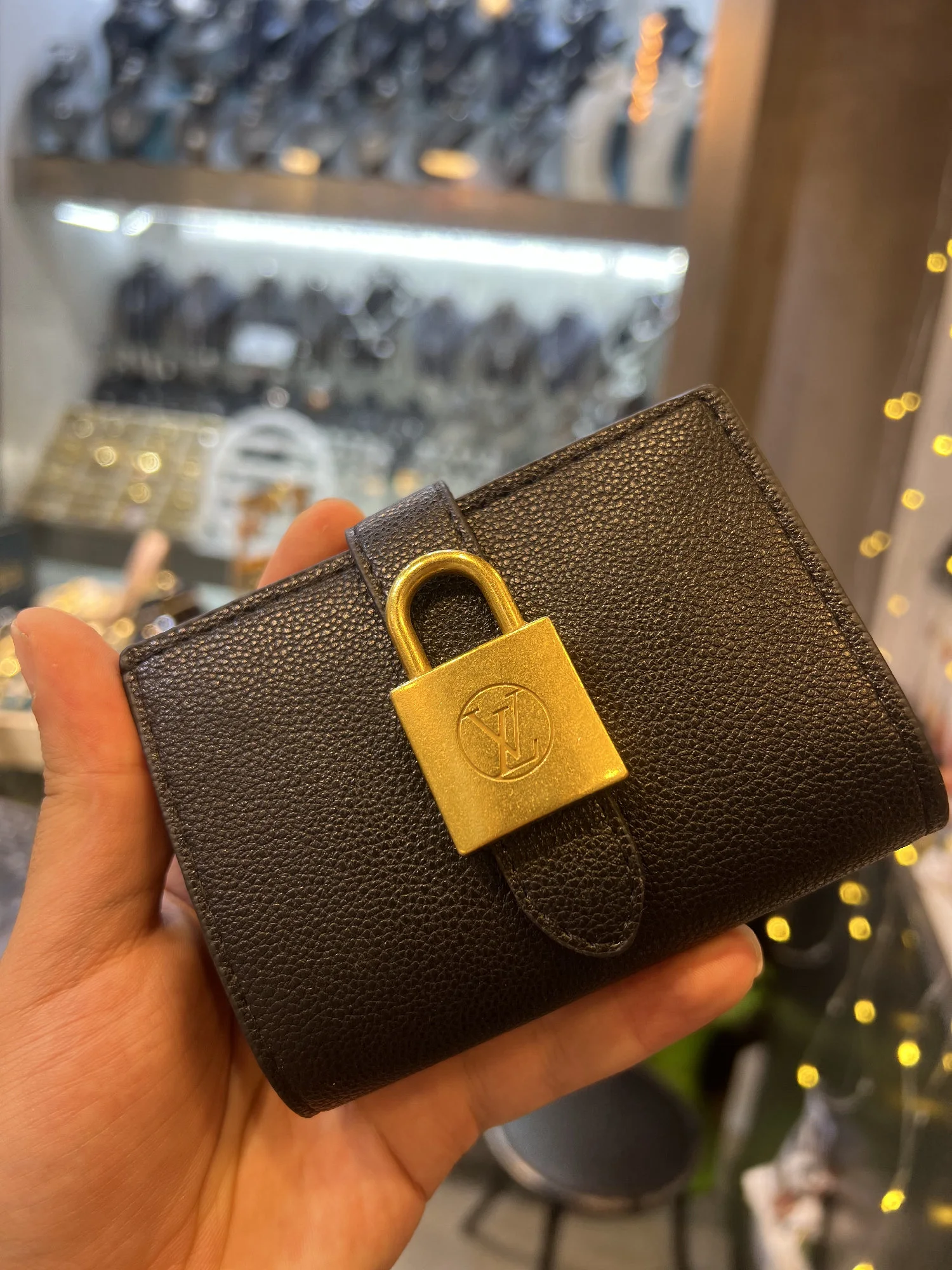 Port monnaie Lv noire cadna
