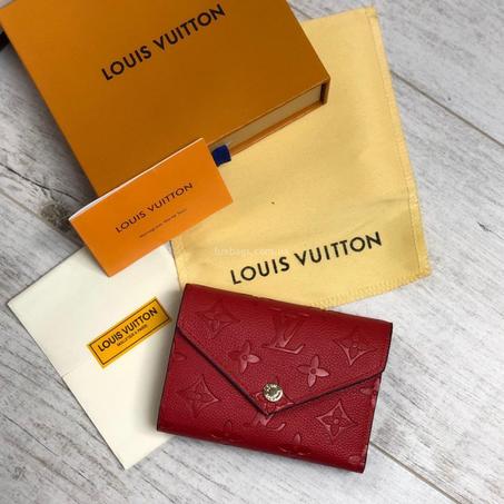 محفظة Louis Vuitton – Rouge ❤️