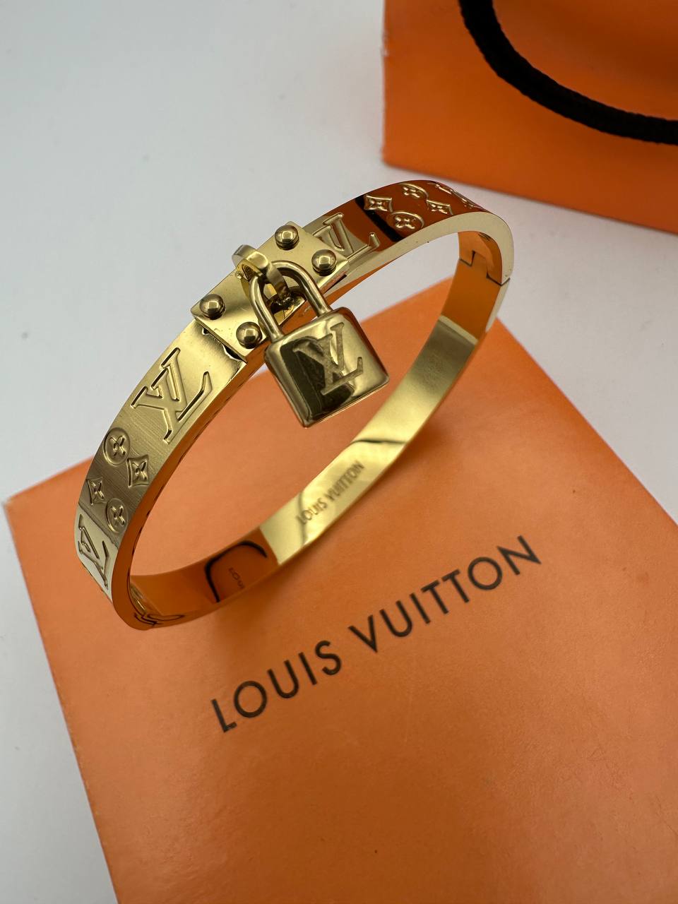 Braclett Lv