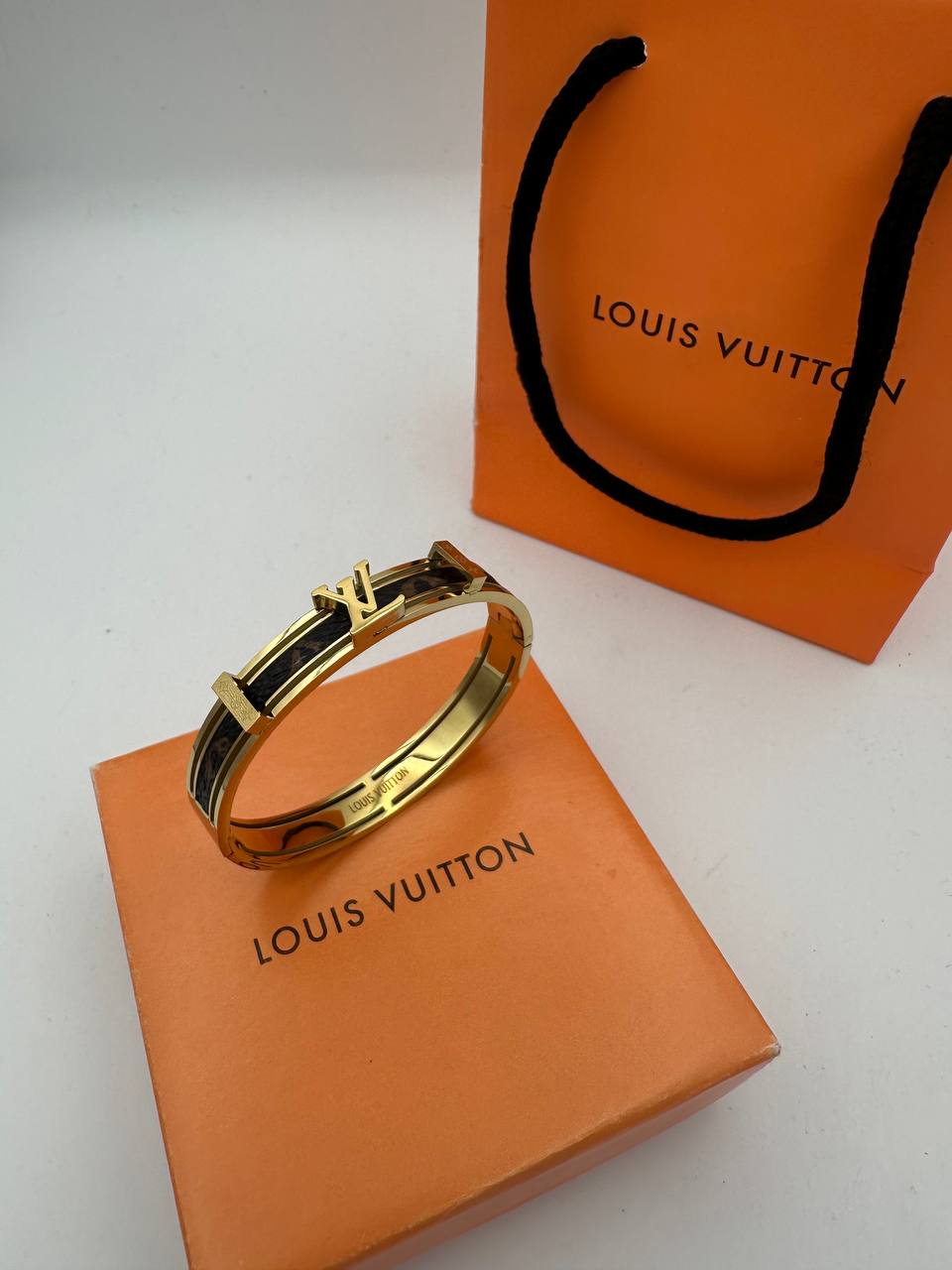 Braclett Lv