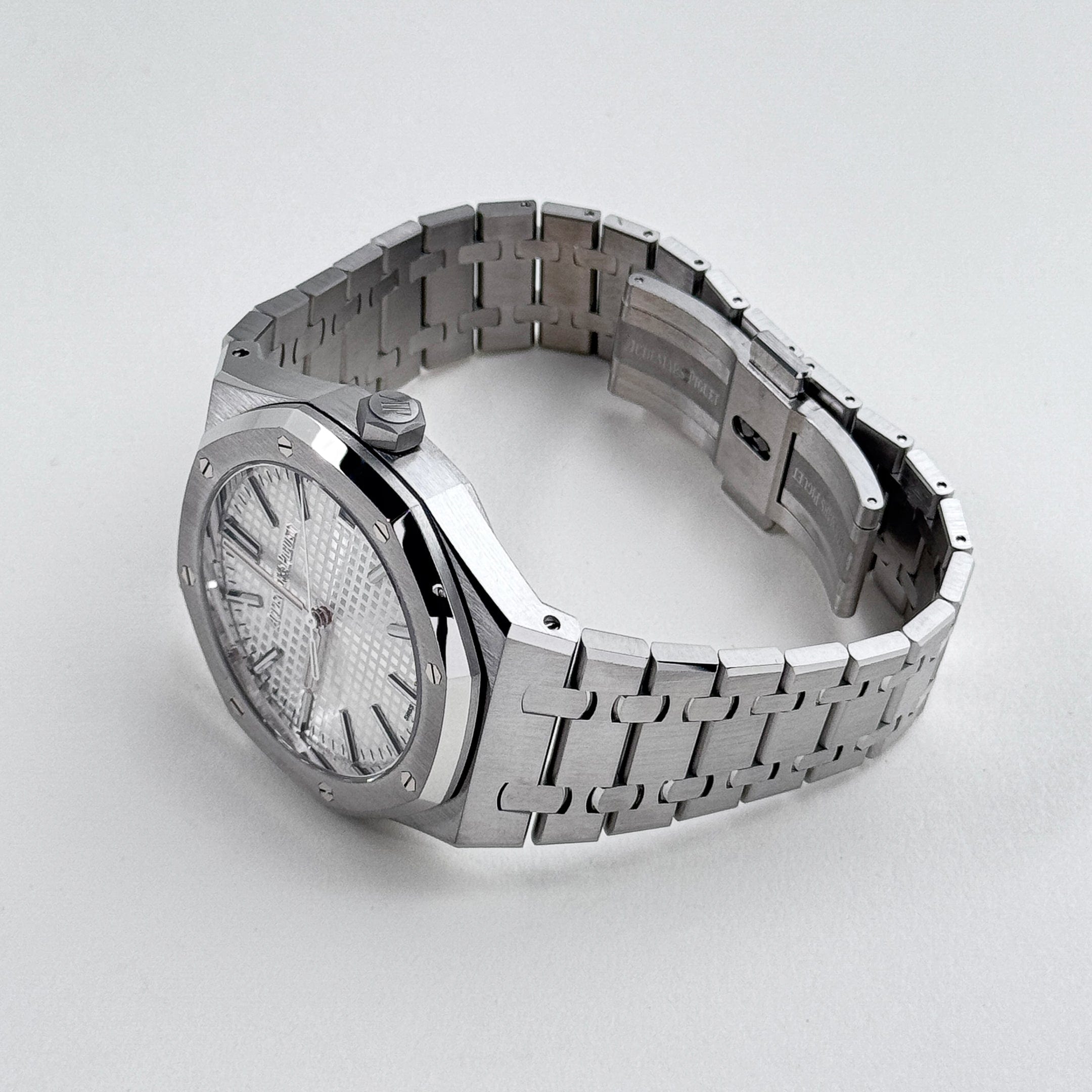 Audemars Piguet Royal Oak 41mm Cadran Blanc By Orovia