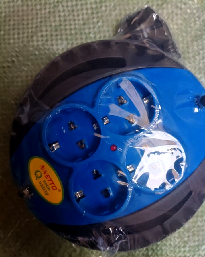 NETTO Astro Q – Multiprise circulaire 3500W | 230V | 4 prises | Design compact