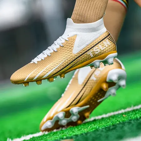 أحذية كرة القدم